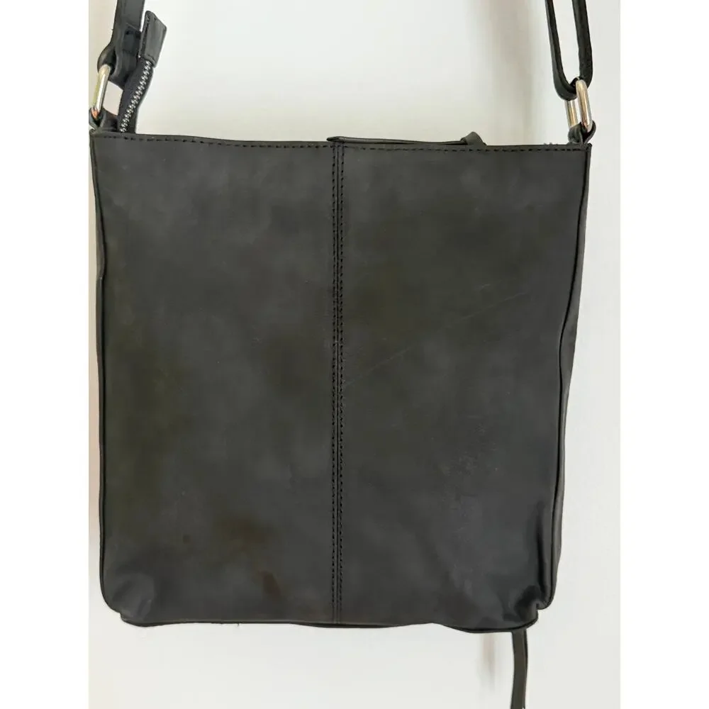 Estalon Black Leather Crossbody Bag Multi Pocket Adjustable Strap Travel Purse